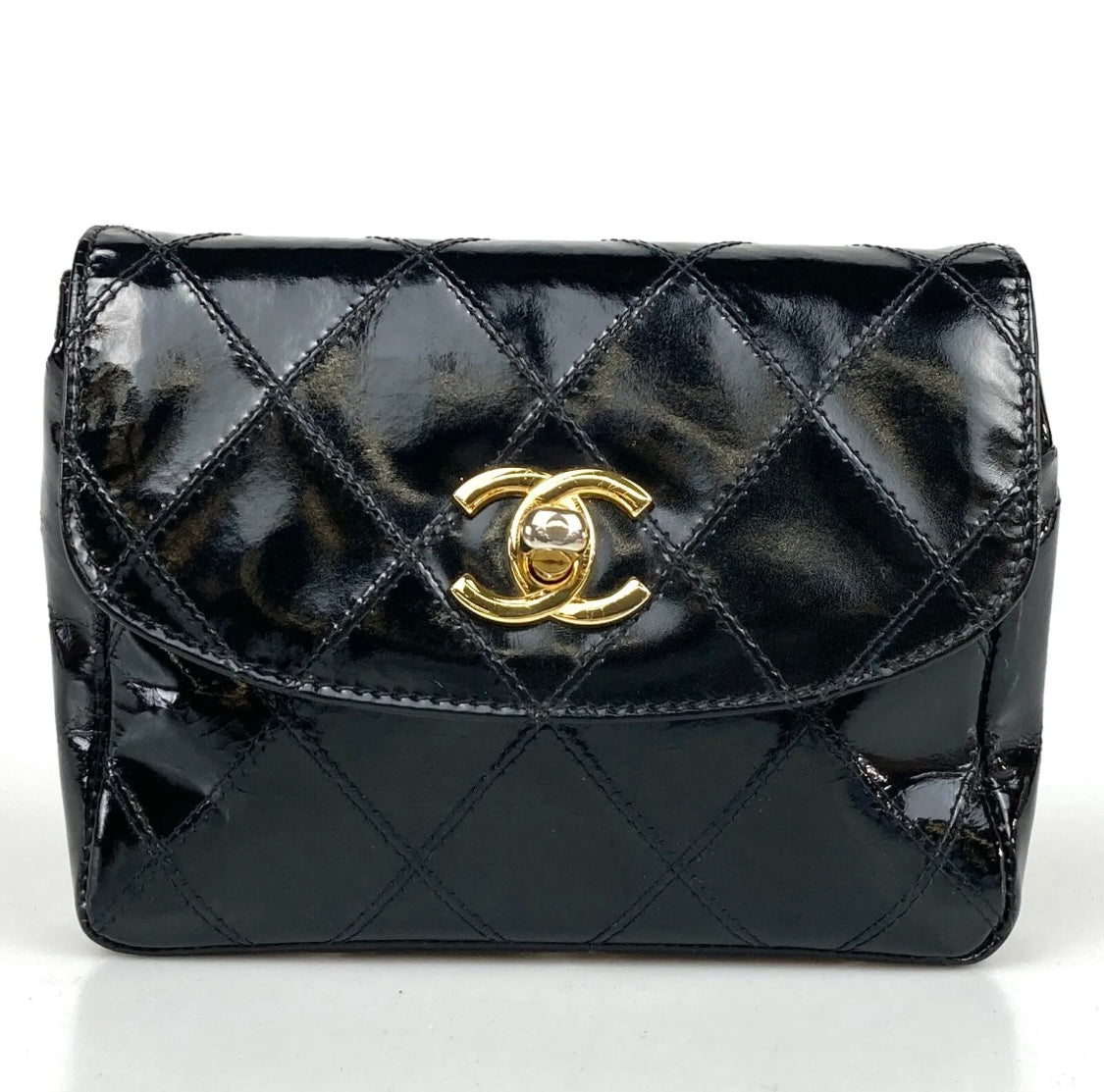 Chanel waist bag vernice