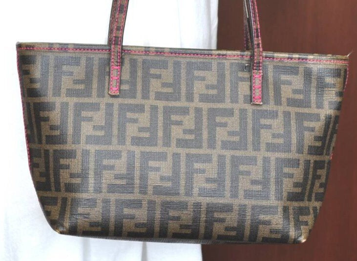 Fendi pumpkin mini roll bag