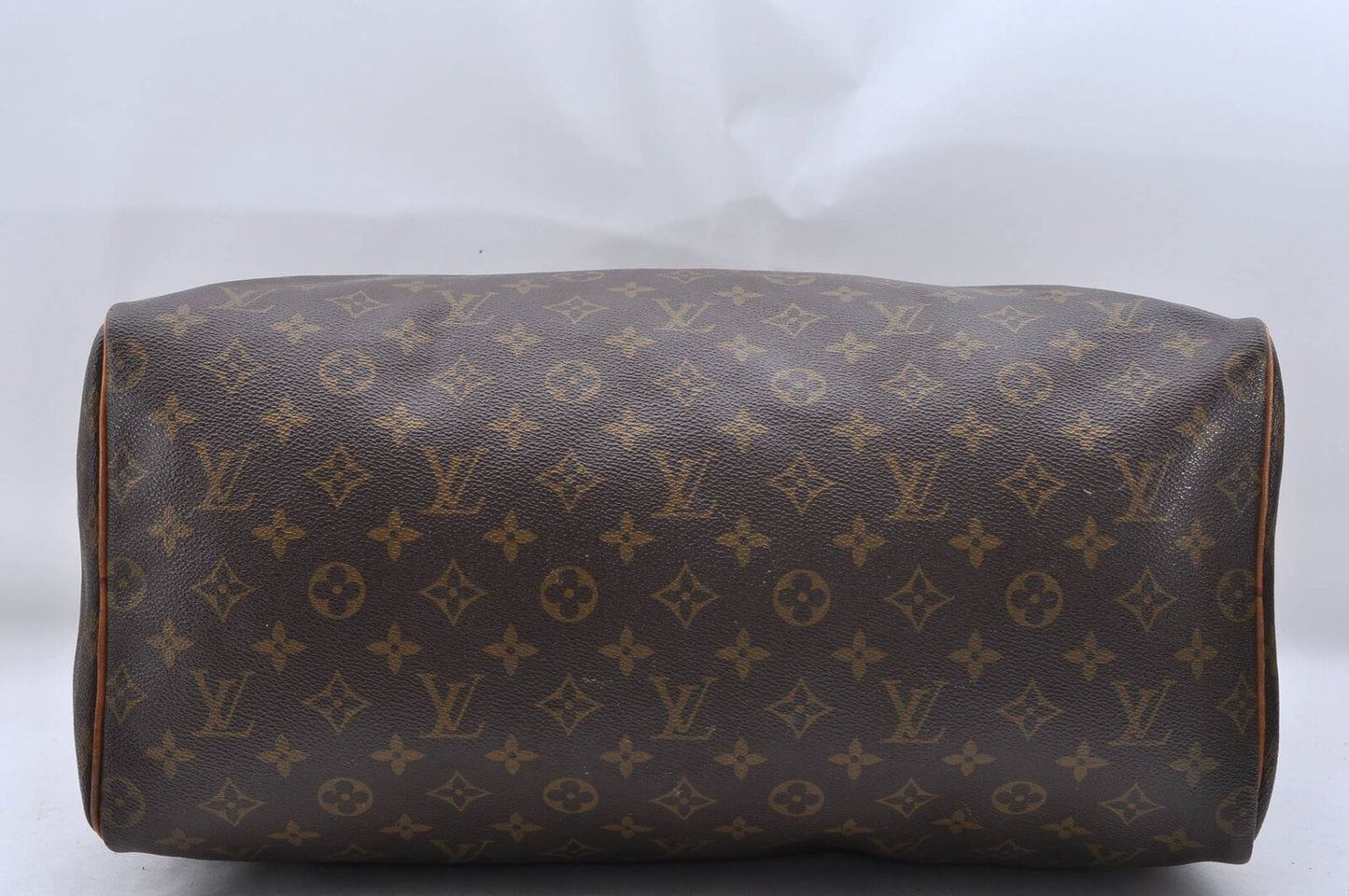 Louis Vuitton Monogram Speedy 40 – THE BAG